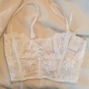 NWT white bridal Victoria’s Secret bustier size s